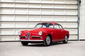Alfa Romeo Giulietta Sprint Allegerita (1956) - Lot 088 an der Artcurial Musée Automobile du Château de Vernon Versteigerung 2025
