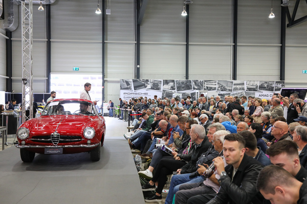 Alfa Romeo Giulietta Sprint Speciale (1961) - Lot 15 an der Swiss Classic World Versteigerung der Oldtimer Galerie am 1. Juni 2024