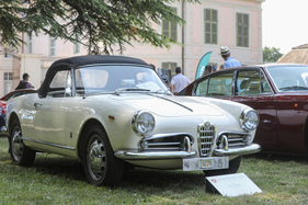 Alfa Romeo Giulietta Sprint Veloce Spider (1958) - in der Klasse K1 - Concours d'Elégance Suisse Château Coppet 2023 (1958)