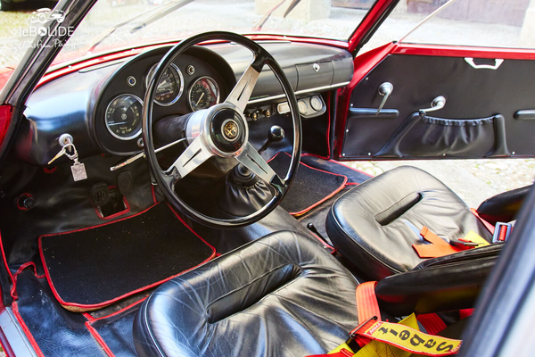 Alfa Romeo Giulietta Sprint Zagato (1959) - offered online by the auction platform leBolide