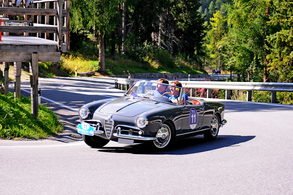 Bild: Alfa Romeo Giulietta Spyder (1960) - an der Passione Engadina 2015
