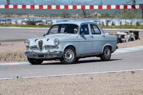 Alfa Romeo Giulietta T.I. Berlina by Bertone (1957) - Lot 240 an der RM/Sotheby's Monaco Versteigerung am 10.11. Mai 2024 (1957)
