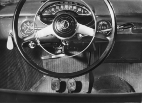 Alfa Romeo Giulietta TI (1958) - Die TI-Version verfügt zusätzlich über einen kleinen Drehzahlmesser (1958)