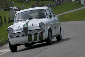 Alfa Romeo Giulietta TI (1961) - im Feld der Touren- und Sportwagen aus der Nachkriegszeit am GP Mutschellen 2012