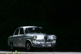 Alfa Romeo Giulietta TI Berlina (1958) am Gaisbergrennen 2010 (1958)