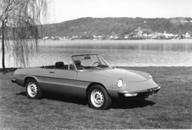Alfa Romeo Junior Spider (1973) - den Junior-Spider gab es mit 1,3- oder 1,6-Liter-Motor