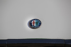 Bild: Alfa Romeo Junior Z (1972) - das Alfa-Zeichen auf dem Bug