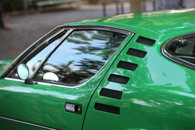 Alfa Romeo Montreal (1972) - obwohl ein Mittelmotor angedacht war, sass die Maschine immer vorne - am ZCCA 2016