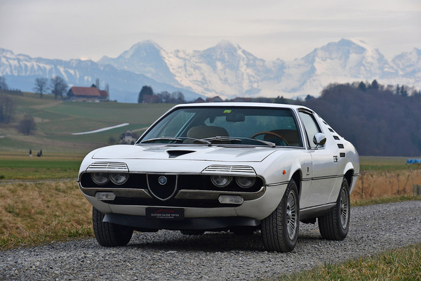 Alfa Romeo Montreal (1973) - offered as lot 184 at the auction of the Oldtimer Gallery in Toffen on March 26, 2022