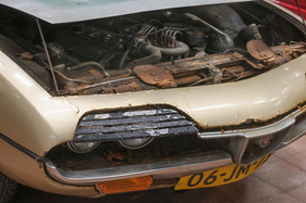 Alfa Romeo Montreal (1973) - an Arbeit mangelt es hier nicht - 42. Auto e Moto d'Epoca 2025