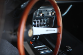 Alfa Romeo Montreal (1973) - das Audiogerät war neben dem klangstarken V8 eigentlich unnötig