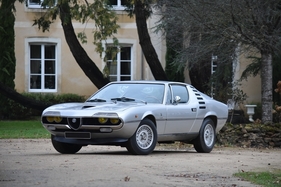 Alfa Romeo Montreal (1974) - als Lot 193 an der Artcurial-Versteigerung anlässlich der Rétromobile Paris am 18./19. März 2022