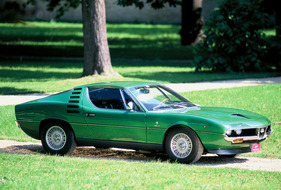 Alfa Romeo Montreal (1975) - built until 1977 (1975)