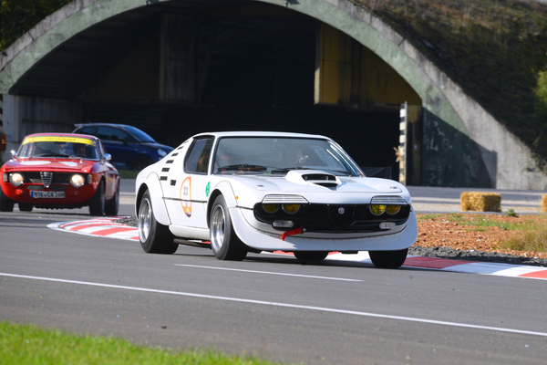 Alfa Romeo Montreal Gr 4 (1974) - Pista e Piloti Flugplatz Pferdsfeld 2020