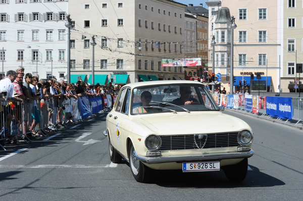 Alfa Romeo OSI 2600 de Luxe (1966) - am Gaisbergrennen 2015