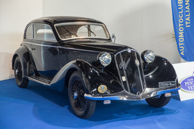 Alfa-Romeo Pescara 2300 (1934) - elegante Limousine - Auto e Moto d'Epoca 2022