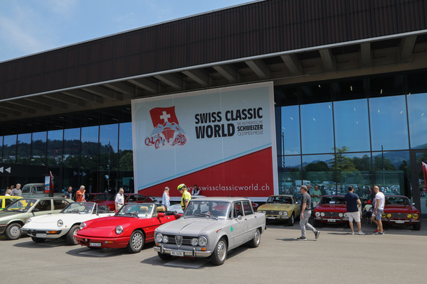 Alfa Romeo phalanx in front of the exhibition halls - Swiss Classic World Lucerne 2023
