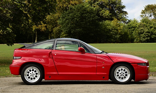 Alfa Romeo SZ (1990) - angeboten als Lot 206 an der RM Auction London vom 26. Oktober 2011