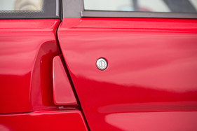 Alfa Romeo SZ (1990) - die Türöffner snid hinter den Türen eingebaut