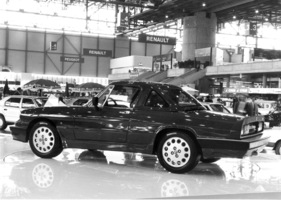 Alfa Romeo Spider (1986) - neue Version "Quadrifoglio Verde", mit Bugspoiler, Schürzen, verändertem Interieur und Aufsetzdach - Genfer Autosalon 1986