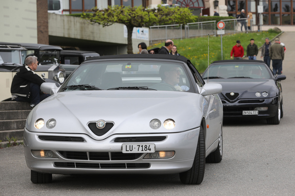 Alfa Romeo Spider (1997) - Tipo 916 mit Pininfarina-Design - Albisgütli Classic Cars & Bikes April 2023