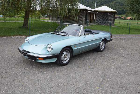 Alfa Romeo Spider 2,0 (1983) - angeboten an der Versteigerung der Oldtimer Galerie in Toffen am 28. November 2015