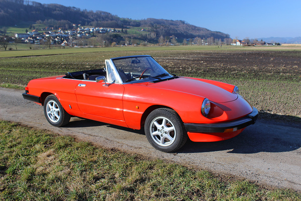 Alfa Romeo Spider 2,0 (1983) - vorgesehen für die Versteigerung der Oldtimer Galerie in Toffen am 26. April 2014