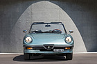 Alfa Romeo Spider 2.0 (1984) - die Front blieb dem Original treu, nur der Kühlergrill und der Spoiler zeugt von umfangreichen Anpassungen