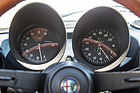 Alfa Romeo Spider 2.0 (1984) - klassisch verharrten die Hauptinstrumente zunächst in ihren Koni