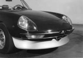 Alfa Romeo Spider 2000 (1974) - Pininfarina hatte den "Aerodinamico" schon früh im Sinn