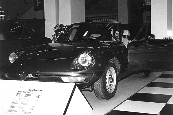 Alfa Romeo Spider 2000 - Der Evergreen am Genfer Autosalon 1981