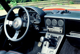 Alfa Romeo Spider Aerodinamic (1986) - Cockpit des Fastback-Nachfolgers