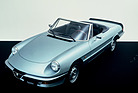 Alfa Romeo Spider Aerodinamica (1985) - der Nachfolger des Fastback-Spiders wurde auch "Gummilippe" genannt