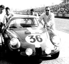 Alfa Romeo Zagato (1967) - Mit dem Alfa Romeo Zagato erfolgte das Out wegen einer durchgebrannten Zylinderkopfdichtung bereits nach einer Stunde Alfa Romeo Zagato (1967) - Mit dem Alfa Romeo Zagato erfolgte das Out wegen einer durchgebrannten Zylinderkopfdichtung bereits nach einer Stunde