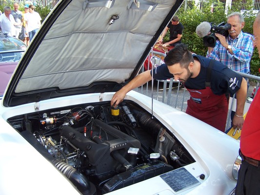 Alfa Touring Spider bei der Abnahme