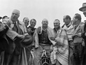Alfred Neubauer, Eugen Geiger, John Finch mir Hans Klenk, Karl Kling, Hermann Lang und Erwin Grupp - III. Carrera Panamericana in Mexico (1952)