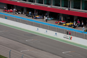 Algarve Classic Festival 2013 - Pit lane during the Formula Junior race