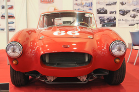 Allard GT (1958) - eines von zwei gebauten Coupés - nur Sydney Allard und einige andere erfahrene Spezialisten durften diesen schwierig zu fahrenden Wagen pilotieren (Techno Classica 2017)