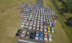 Bild Alle Rallye-Fahrzeuge vom Eifel Rallye Festival 2016 auf einem Bild!