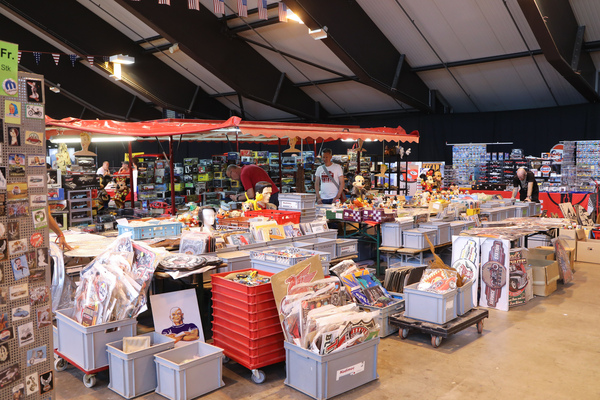 All kinds of bric-a-brac, everyone will find something here - Swiss Classic World Lucerne 2023