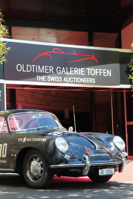 All beautifully labeled - Auction of the classic car gallery at the Dolder Grand Hotel 2017