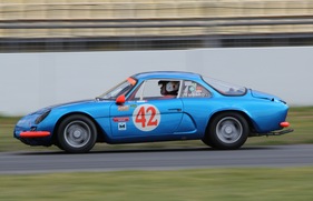 Alpine A 110 (1965) - Michel Lombard siegt in seiner Kategorie der NK HTGT im zweiten Lauf