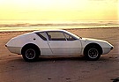 Alpine A-310 (1974) - attraktiv geformter Sportwagen in idyllischer Umgebung