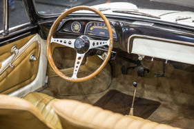 Alpine A108 (1960) - das Cockpit erinnert an den Floride - Rétromobile Paris 2017