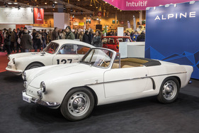 Alpine A108 (1960) - man erkennt bereits die Züge des späteren A110 - Rétromobile Paris 2017