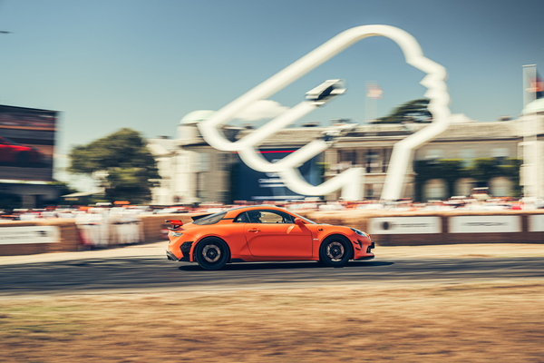 Alpine A110 R Ultime nahm am Shoot-Out teil - Goodwood Festival of Speed 2025