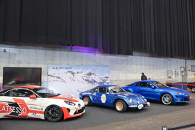 Alpine A110 alt und neu - Oldtimer- und Teilemarkt Fribourg 2019