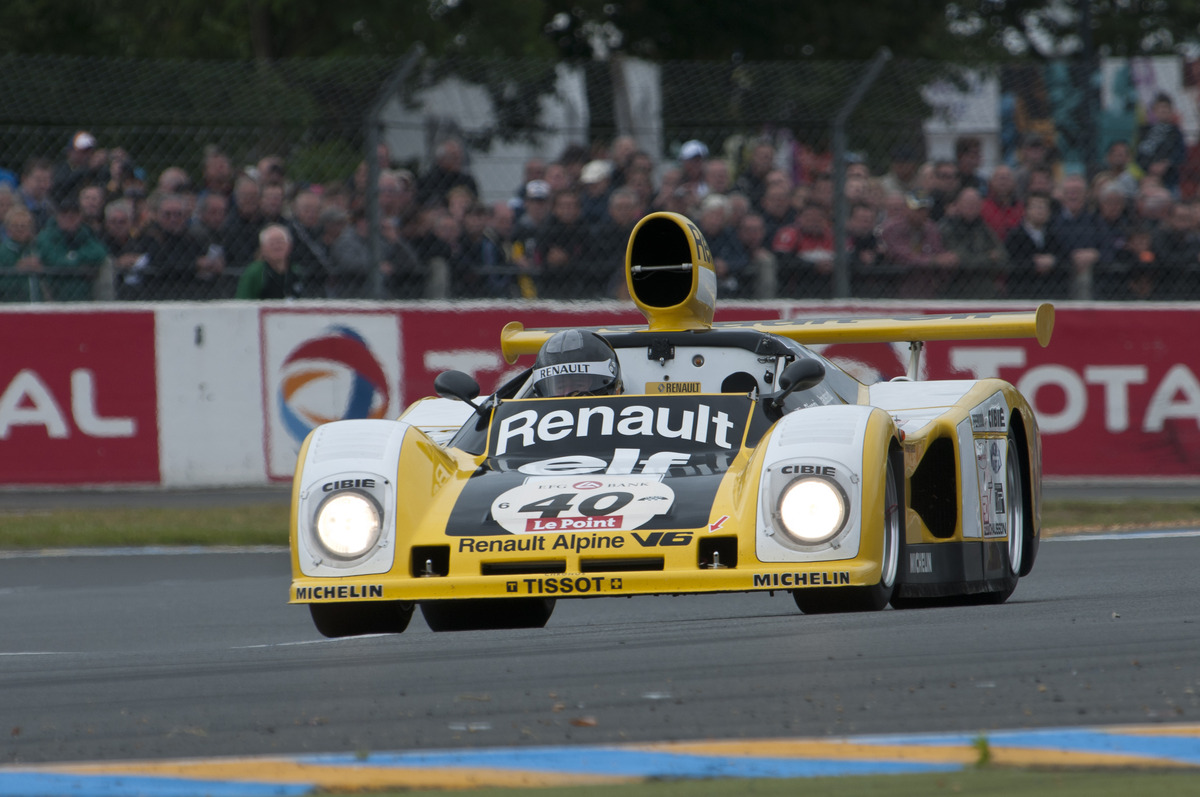 Alpine A442 B (1978) - in the Plateau 6 (1972-1979) at the Le Mans Classic 2012