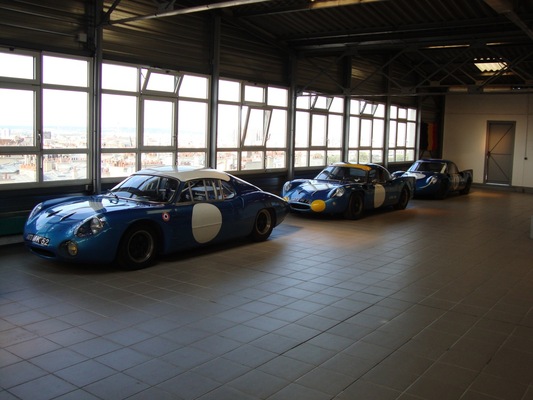 Alpine M63 (1963) - die Modelle M63 und M64 werden nebst vielen anderen Alpine-Sport- und Rennfahrzeugen an der Rétromobile 2014 zu sehen sein