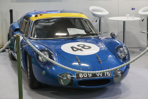 Alpine M64 (1964) - 110 PS reichten der Flunder für 250 km/h, Teilnahme in Le Mans 1964 bis 1967 - Rétromobile Paris 2024